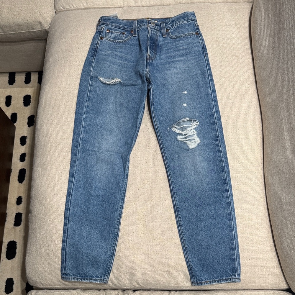 Levi's Wedgie Straight Ankle Jeans